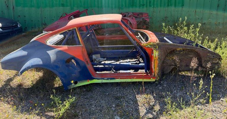 Porsche 930 Turbo de 1984 démontée et presque complète à restaurer