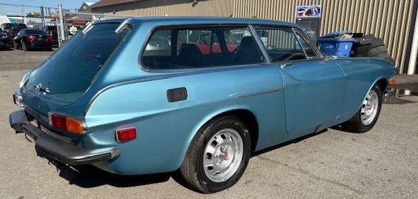 Volvo P1800 ES de 1972 nécessitant une restauration de carrosserie