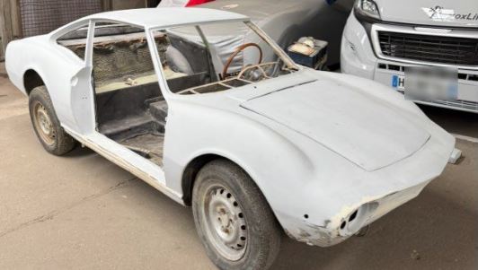 Fiat 850 Sportiva Moretti de 1970 incomplète à restaurer