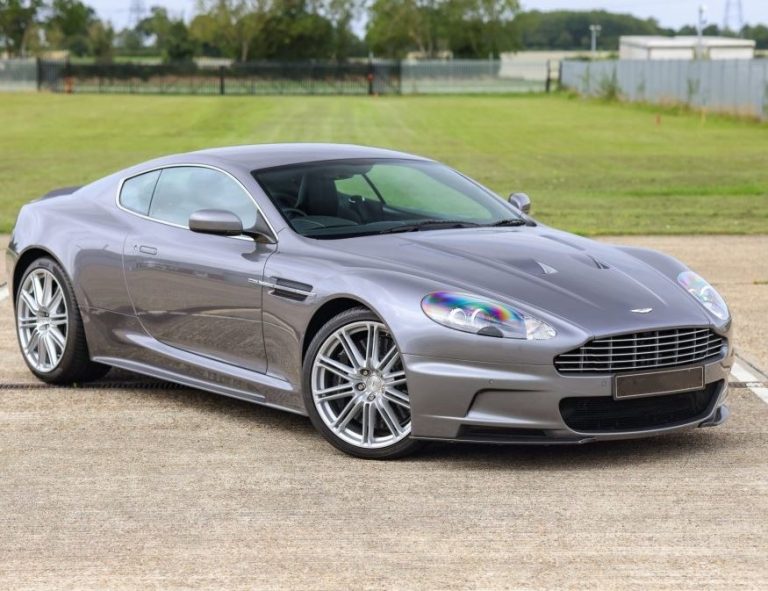 Aston Martin DBS de Rafael Nadal, l'une des voitures les plus emblématiques de sa collection