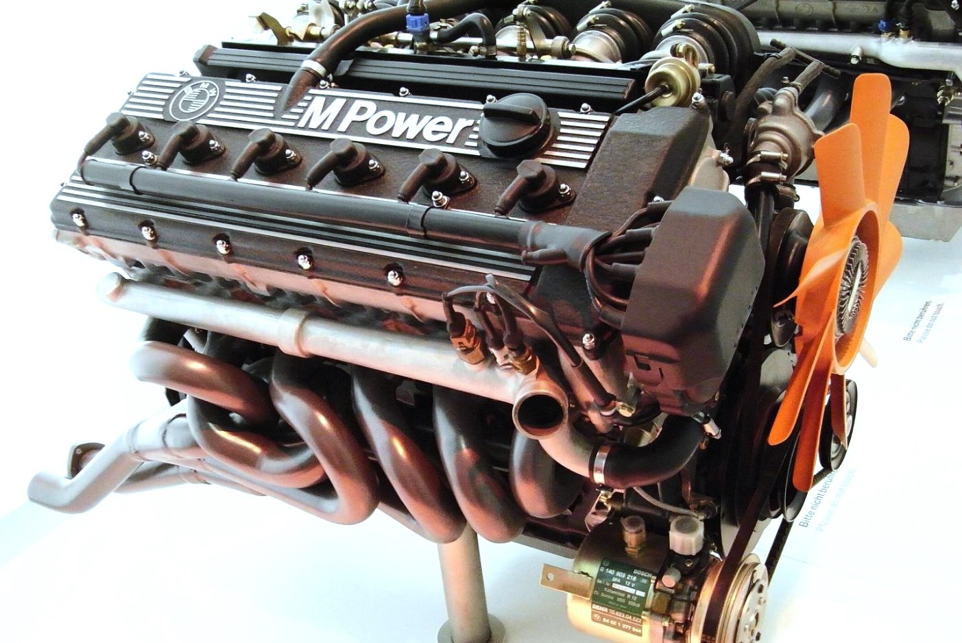 Moteur BMW M Power à 6 cylindres en ligne