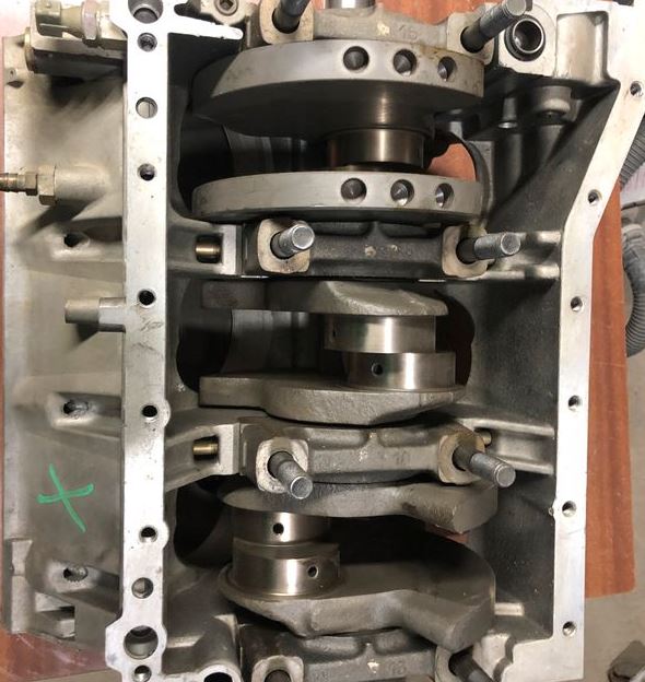 Vilebrequin de V6 PRV avec manetons de bielles décalés