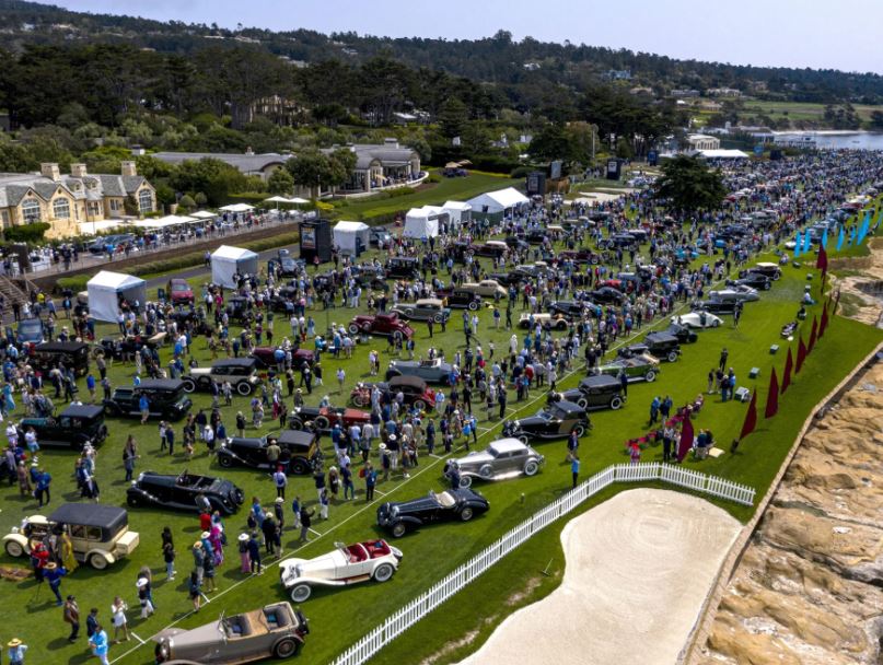 Voitures de collection exposées lors de la Monterey Car Week 2026