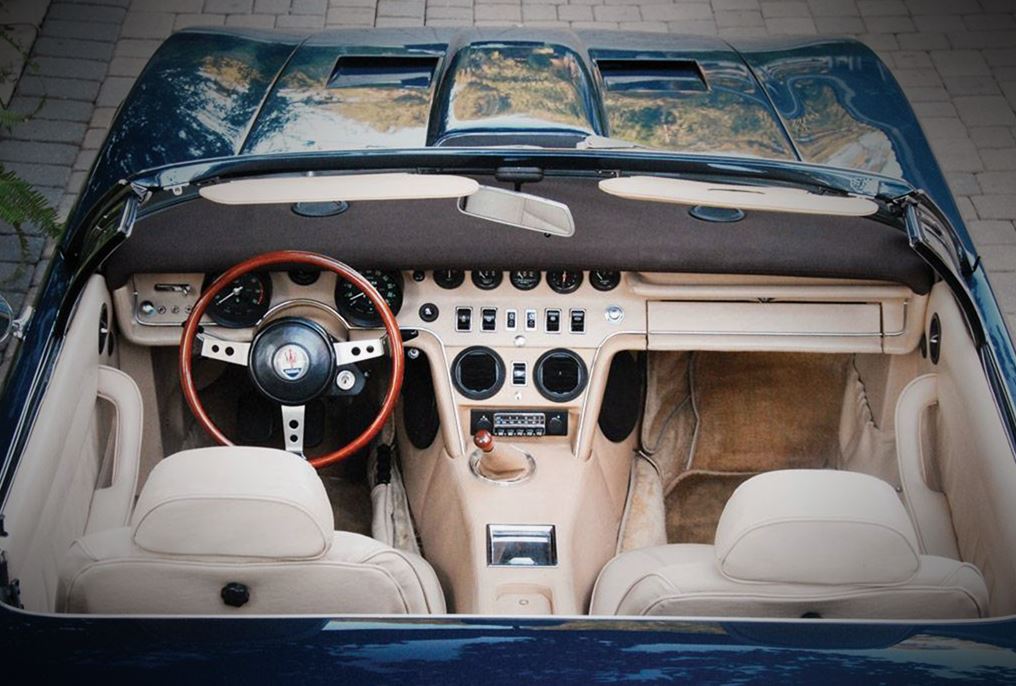 Habitacle en cuir clair de la Maserati Ghibli première génération