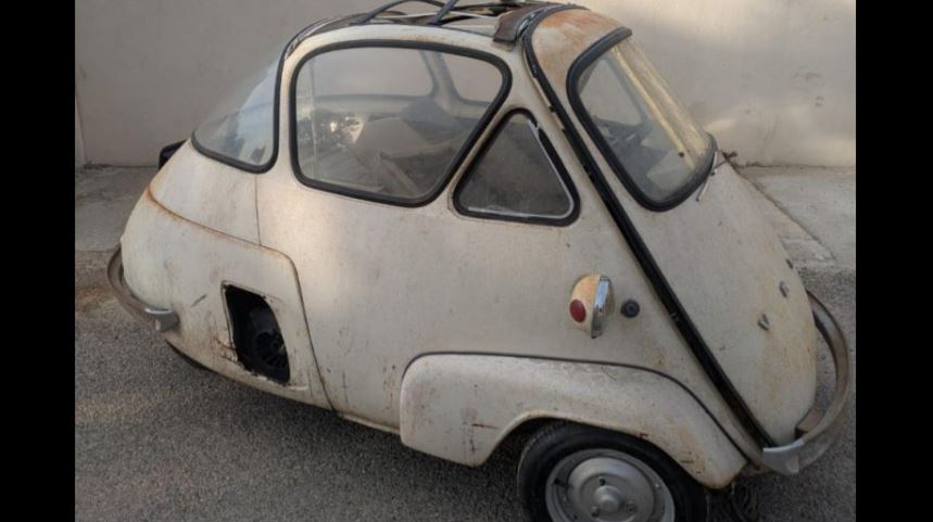 Velam Isetta 1956 blanche à restaurer