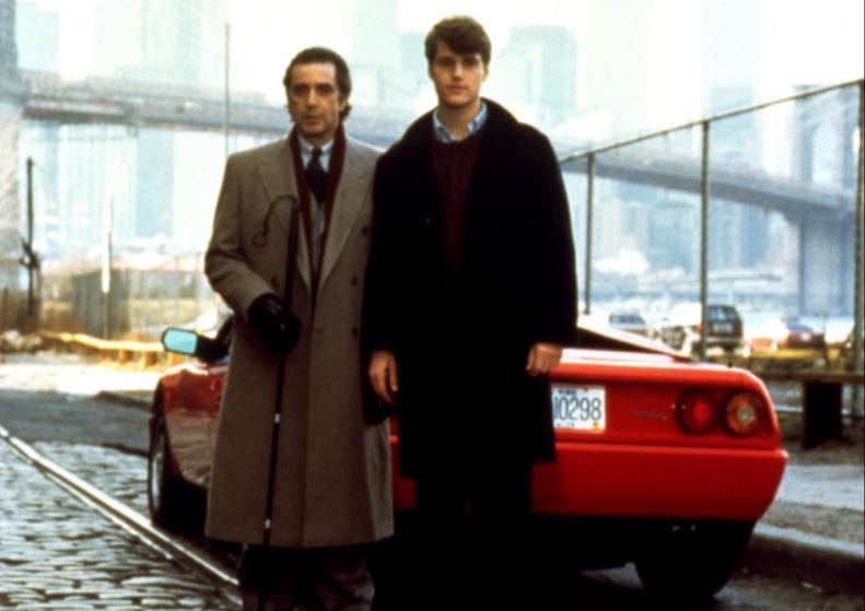 Al Pacino dans Le Temps d’un week-end devant la Ferrari Mondial