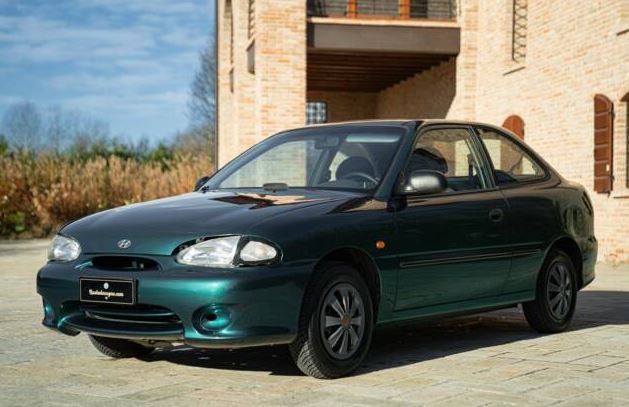 Hyundai Excel, première voiture associée à Margot Robbie