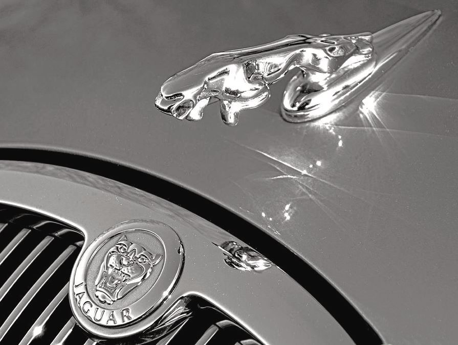 Leaper et Growler Jaguar, les deux emblèmes historiques du constructeur
