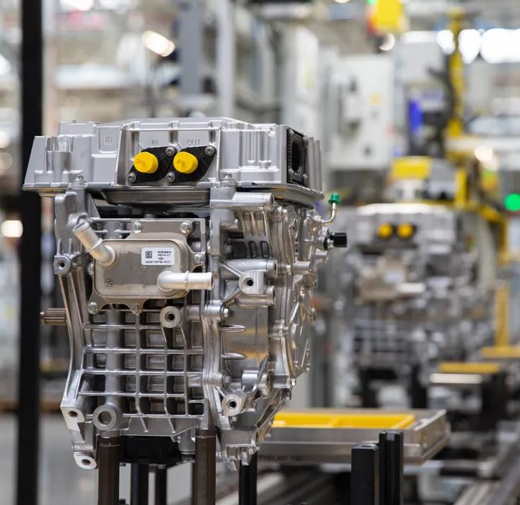 Fabrication de moteurs électriques Renault dans l’usine de Cléon