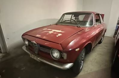 Alfa Romeo GT Sprint Veloce 1600 de 1967 à restaurer après une longue immobilisation